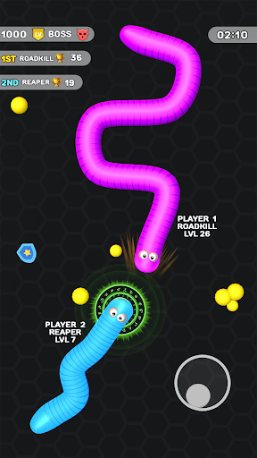 An exciting and vibrant mobile game experience with competitive multiplayer snake gameplay.